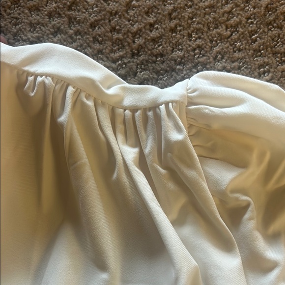 NWT Elegant Cream Long Sleeve Bodysuit - Picture 6 of 10